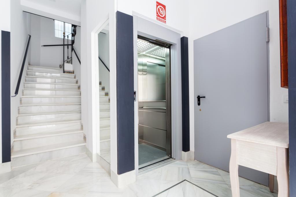 Hostly Acetres 1B-2B Center-Fibre-Conmunal Terrace-Parking Optional Sevilla Exterior foto
